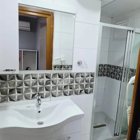 Hotel Safir Gold 4*